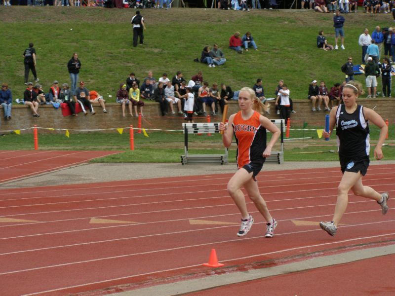 3200 Meter Relay - Girls Class B (8 of 36)