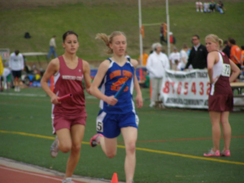 3200 Meter Relay - Girls Class B (24 of 36)