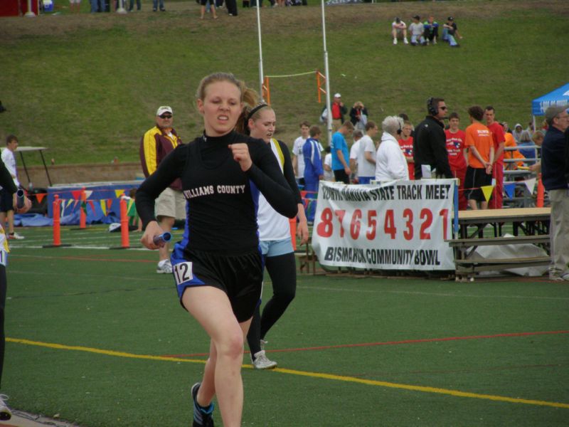 3200 Meter Relay - Girls Class B (28 of 36)