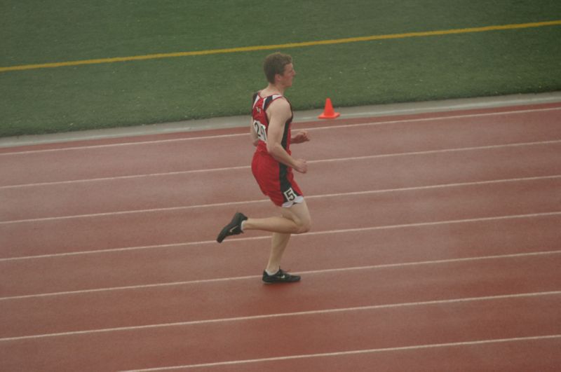 High Hurdles - Girls Class B (6 of 20)