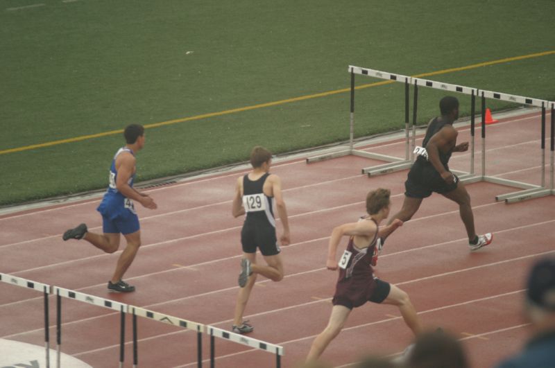 High Hurdles - Girls Class B (20 of 20)