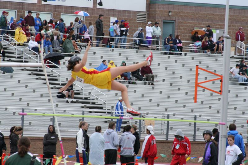 Class B Girls Pole Vault (14 of 16)