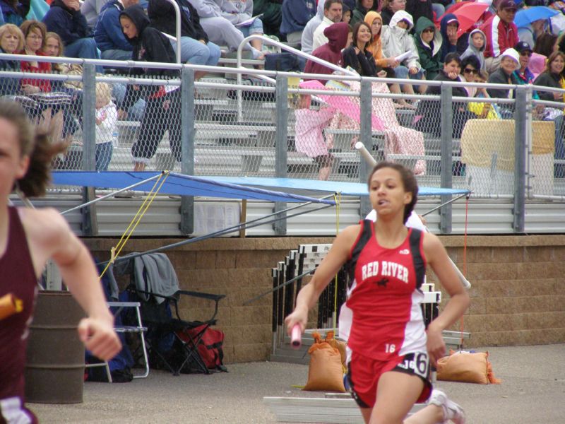 800 Meter Relay Prelims - All Events (2 of 22)