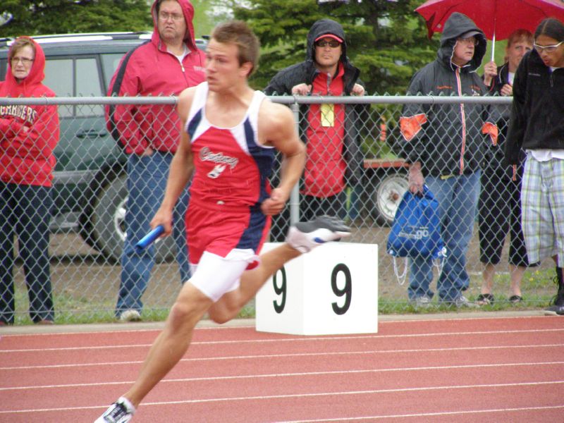 800 Meter Relay Prelims - All Events (13 of 22)