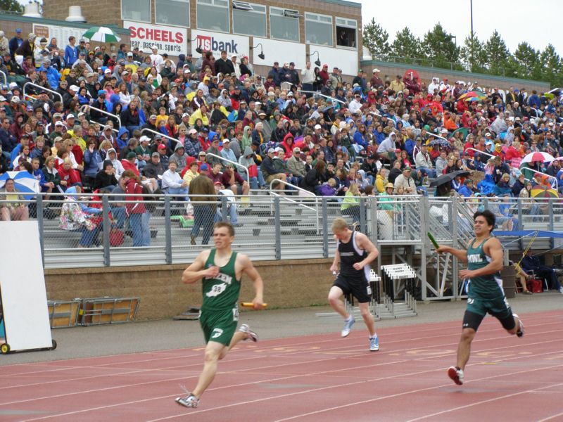 800 Meter Relay Prelims - All Events (21 of 22)