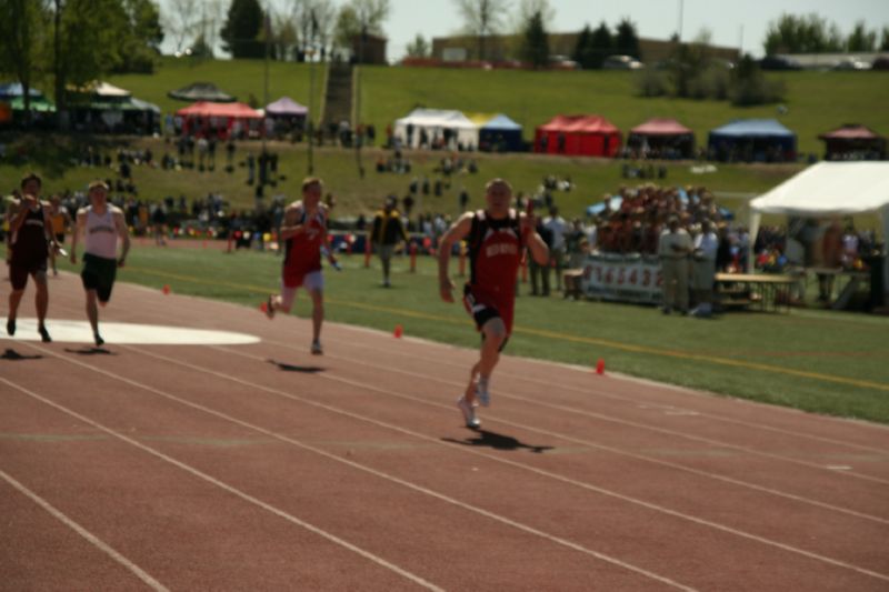 800 Meter Relay - Boys Class A (13 of 20)