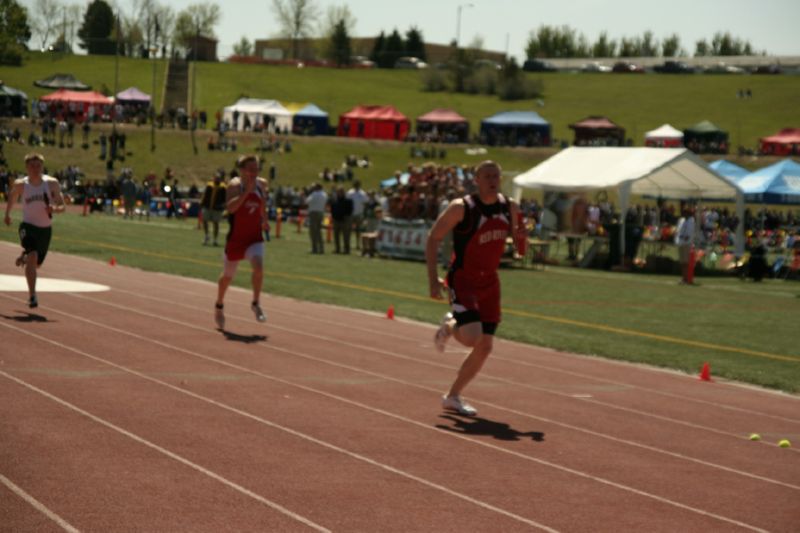 800 Meter Relay - Boys Class A (14 of 20)