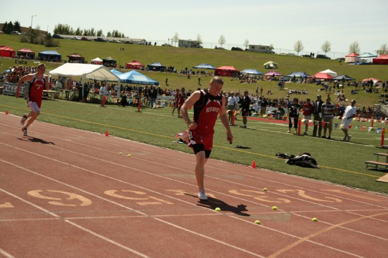 800 Meter Relay - Boys Class A (16 of 20)