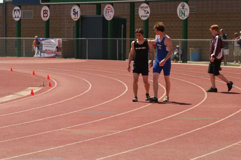 200 Meter Dash - Boys Class B (6 of 8)