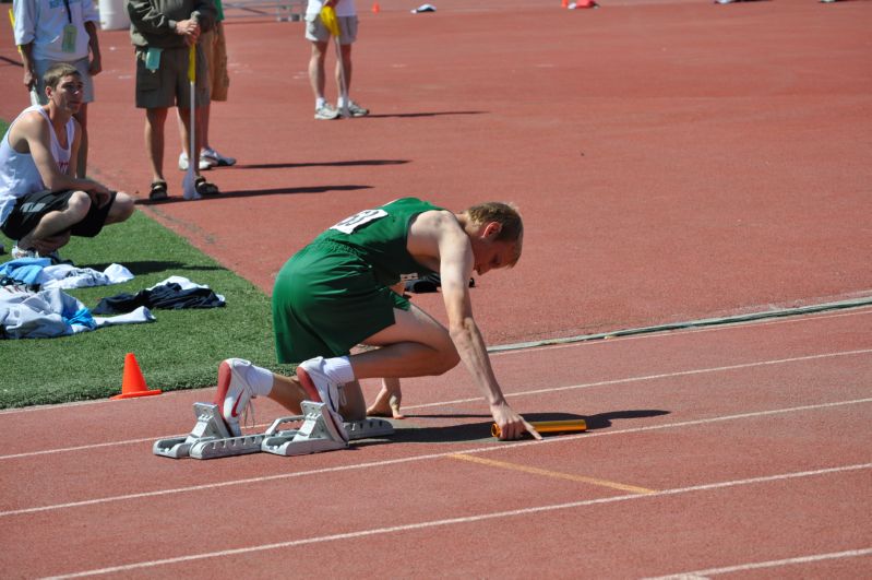 800 Meter Relay - Boys Class B (15 of 25)