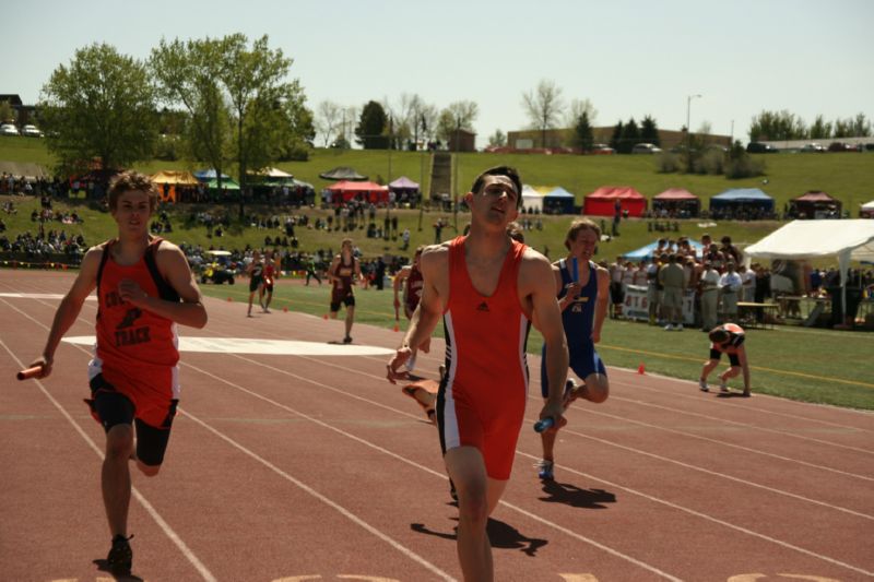 800 Meter Relay - Boys Class B (3 of 25)