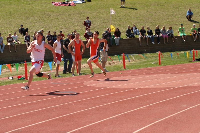 Class B Boys Relay 800 (6 of 6)