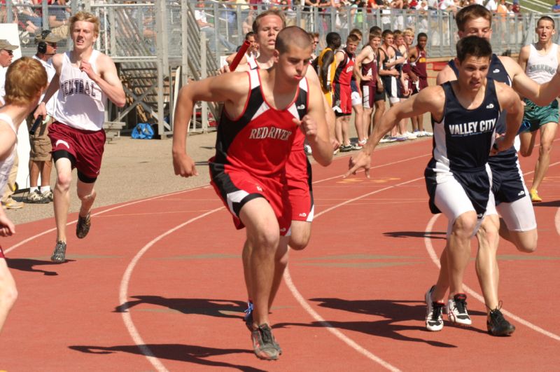 Boys Relay (14 of 100)