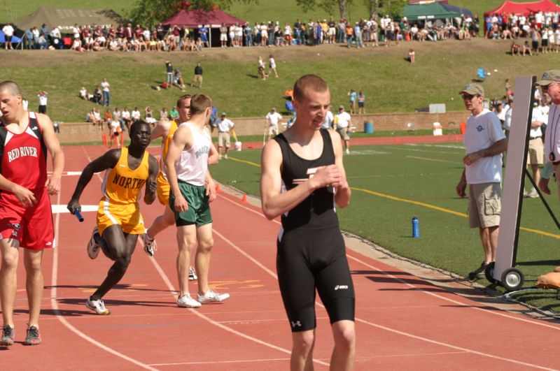 Boys Relay (24 of 100)