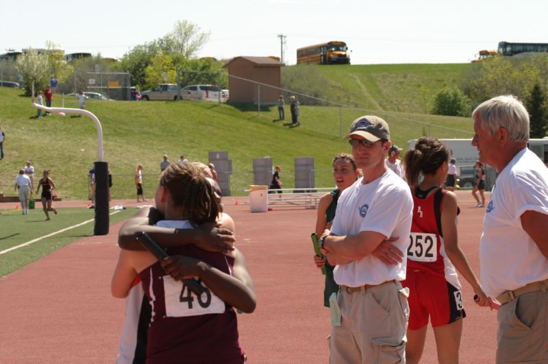 400 Meter Relay - Girls Class A (11 of 12)