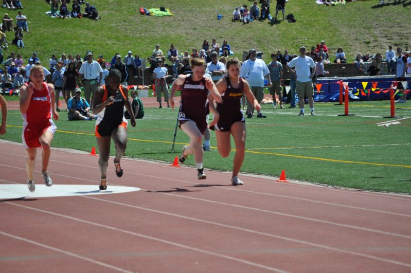 Class A Girls 100 Dash (4 of 13)