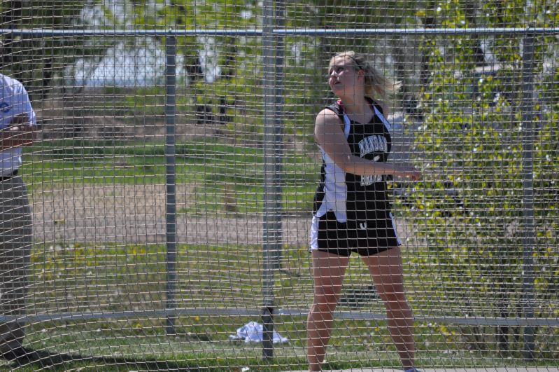 Class A Girls Discus (15 of 66)