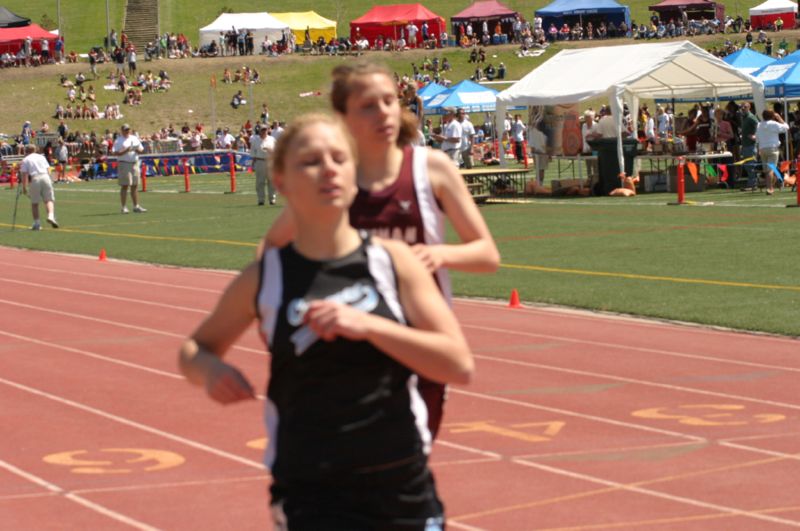 200 Meter Dash - Girls Class B (5 of 6)