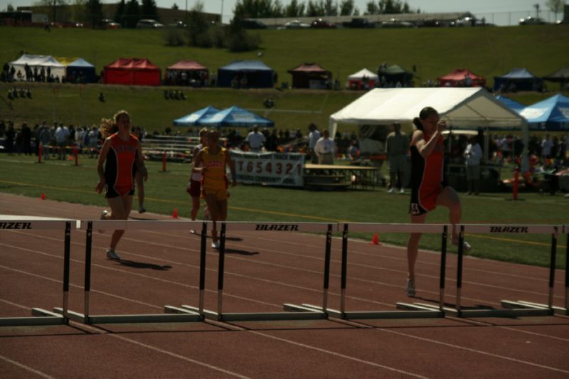 300 Meter Hurdles - Girls Class B (2 of 7)