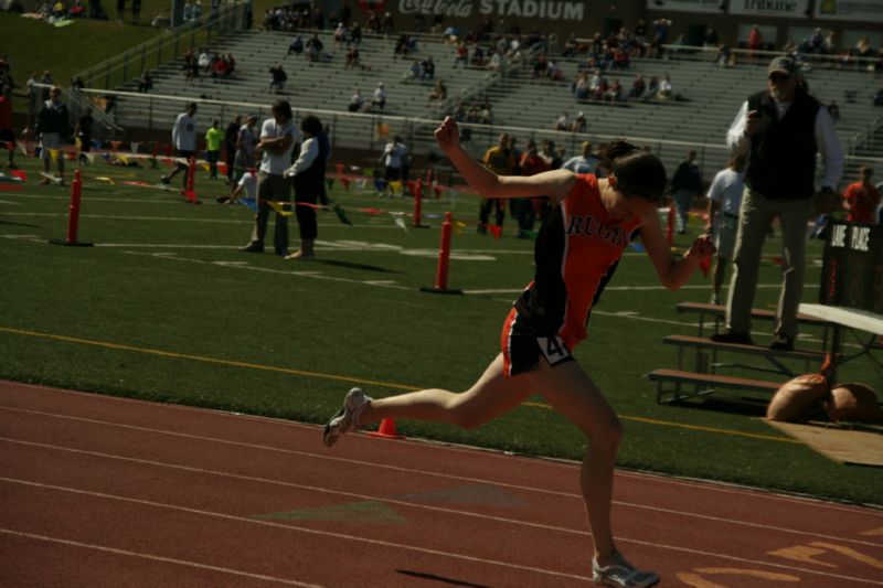 300 Meter Hurdles - Girls Class B (6 of 7)