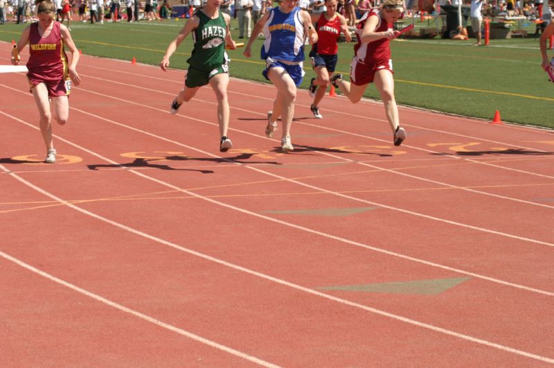 400 Meter Relay - Girls Class B (6 of 6)