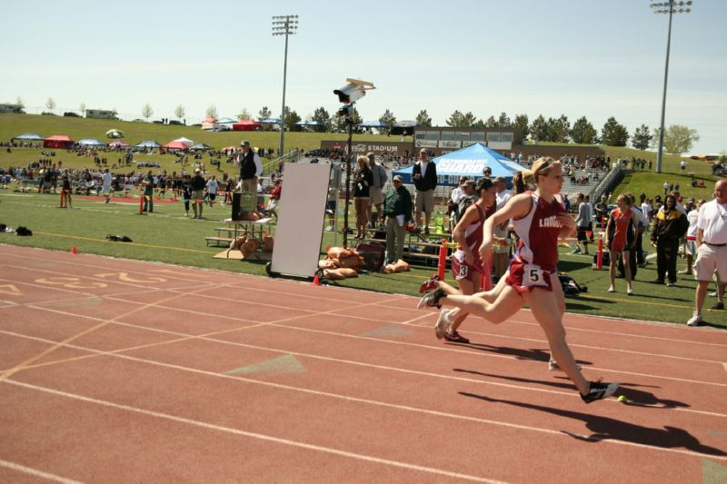 800 Meter Relay - Girls Class B (16 of 16)