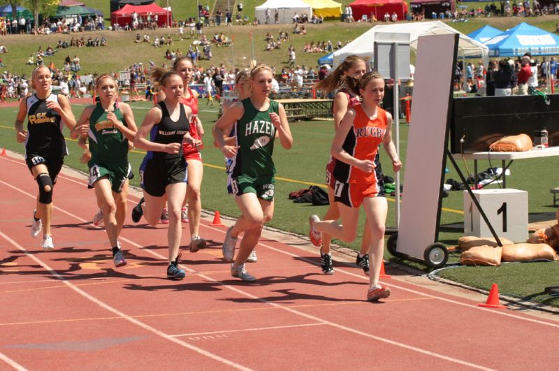 800 Meter Run - Girls Class B (11 of 23)