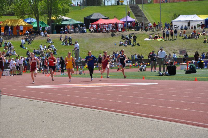 Class B Girls 100 Dash (1 of 14)