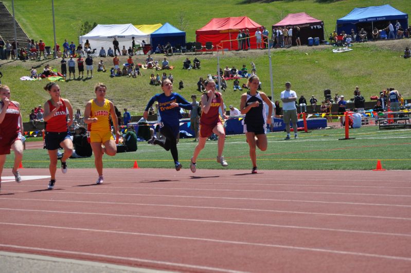 Class B Girls 100 Dash (3 of 14)