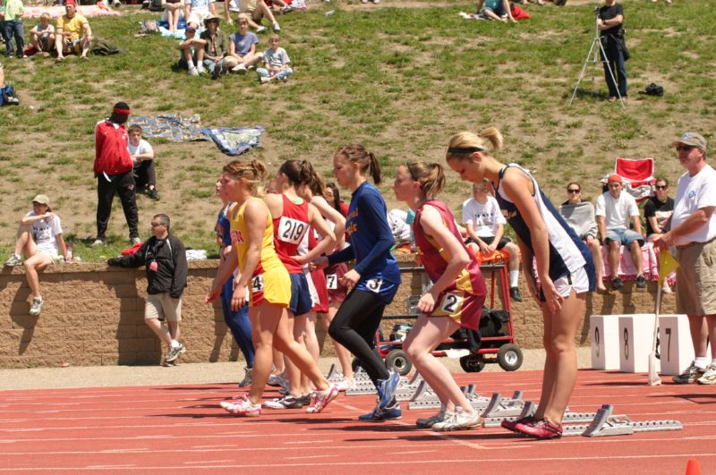 Class B Girls 100 Dash (10 of 14)