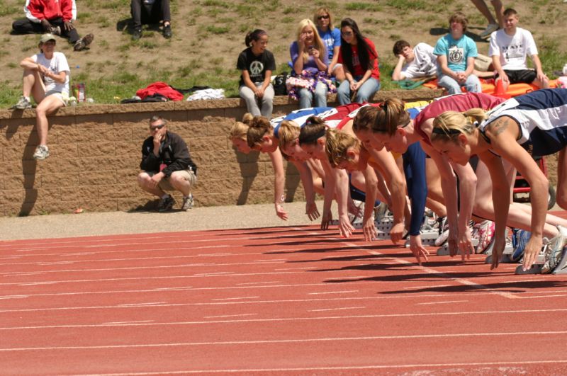 Class B Girls 100 Dash (13 of 14)