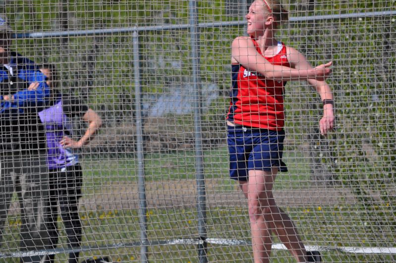 Discus - Girls Class B (23 of 39)