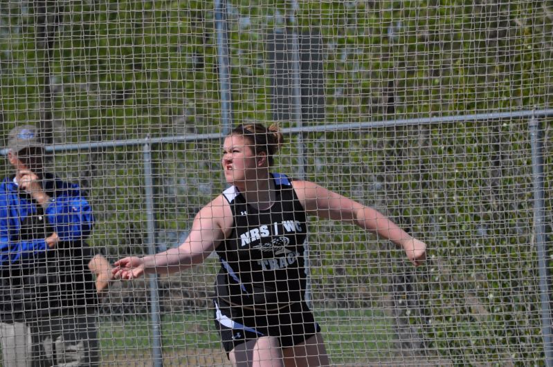 Discus - Girls Class B (30 of 39)