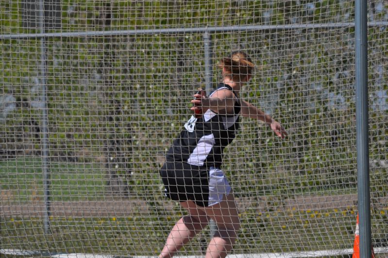 Discus - Girls Class B (32 of 39)