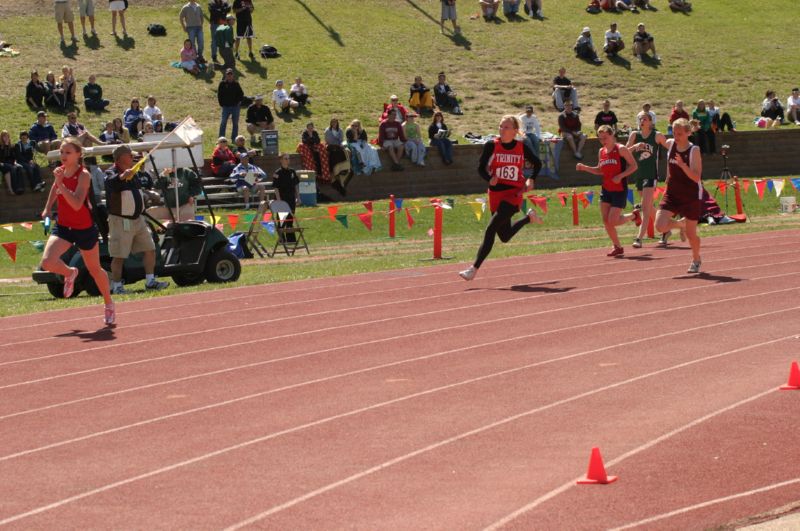 Class B Girls 800 Relay (2 of 12)