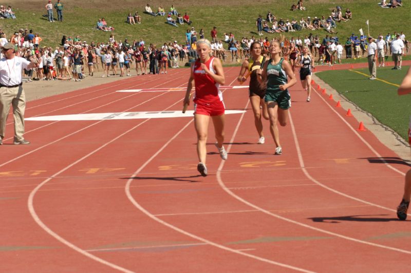 Girls Relay (44 of 112)