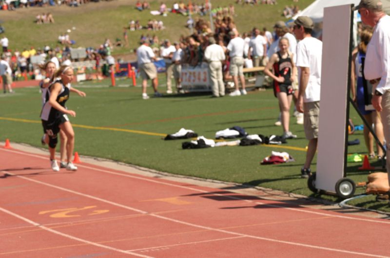 Girls Relay (67 of 112)