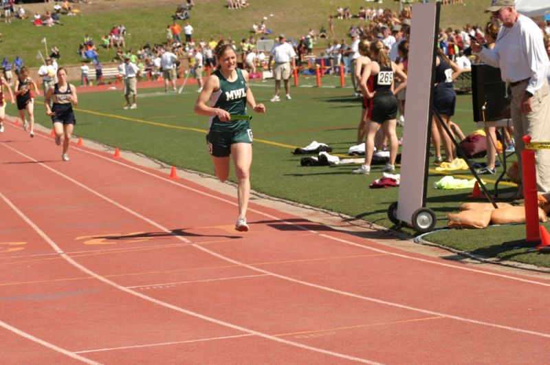 Girls Relay (68 of 112)