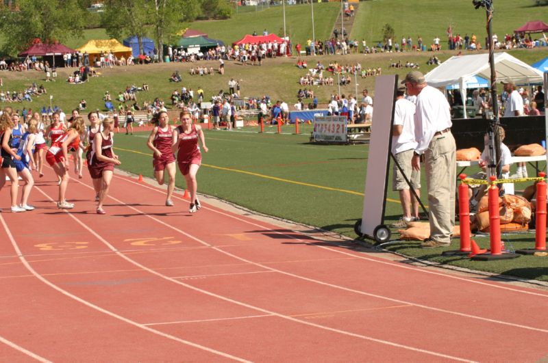 Girls Relay (84 of 112)