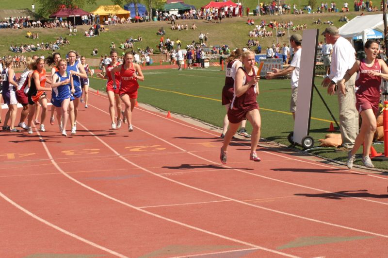 Girls Relay (87 of 112)