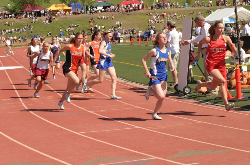 Girls Relay (90 of 112)