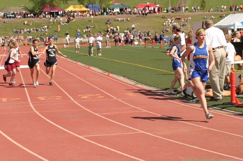 Girls Relay (99 of 112)