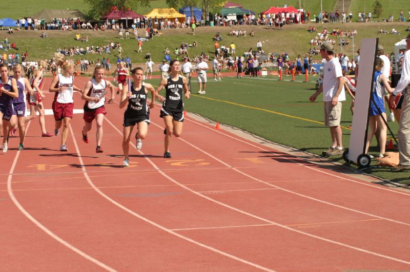 Girls Relay (100 of 112)