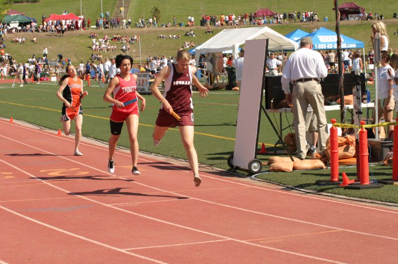 Girls Relay (106 of 112)