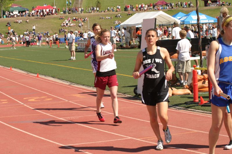 Girls Relay (111 of 112)