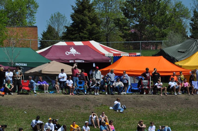 Spectators and Volunteers (2 of 50)