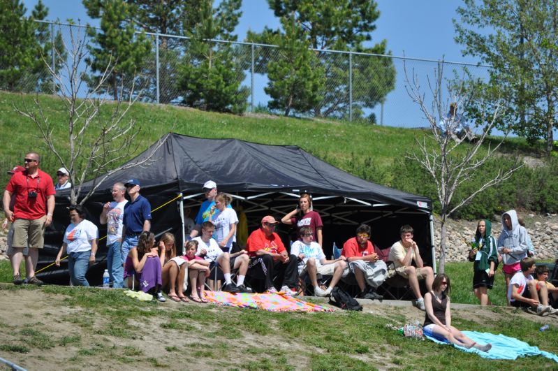 Spectators and Volunteers (9 of 50)