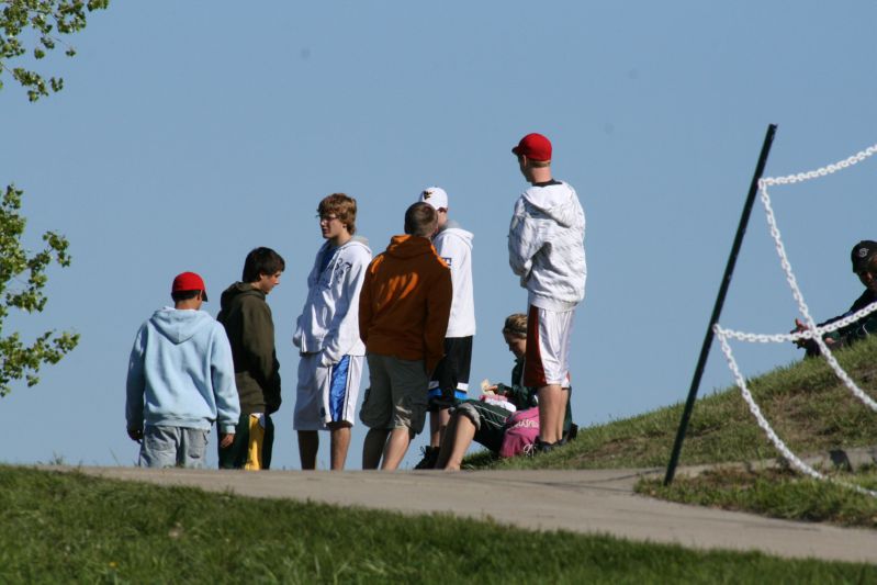 Spectators and Volunteers (35 of 50)