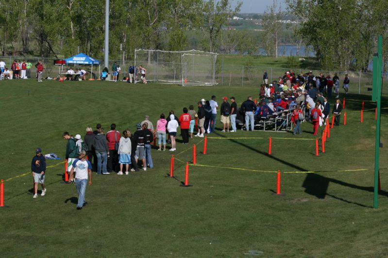 Spectators and Volunteers (36 of 50)