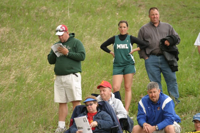 Spectators and Staff (5 of 10)